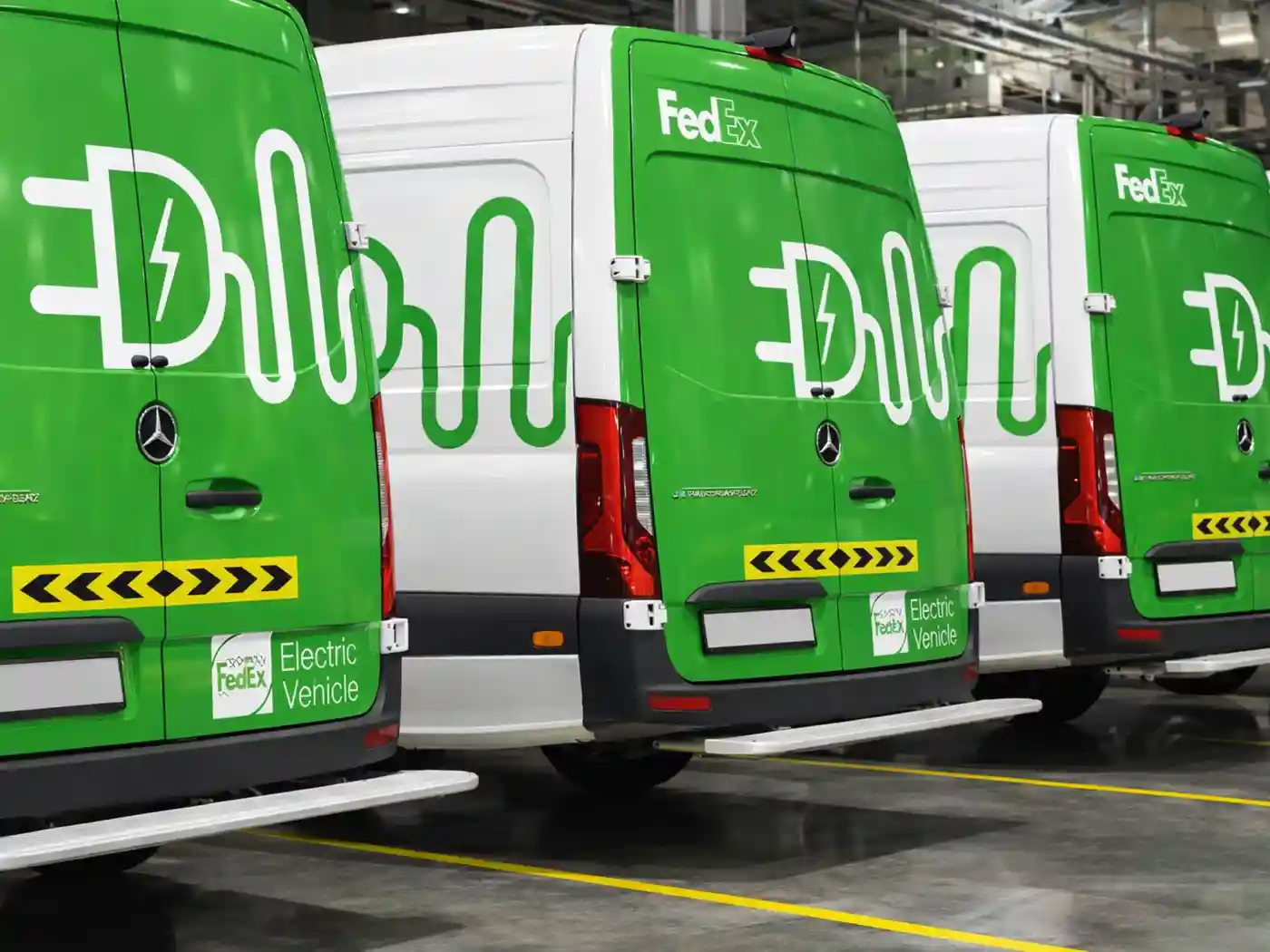 FedEx Deploys 14 Mercedes-Benz Electric Vans In UAE