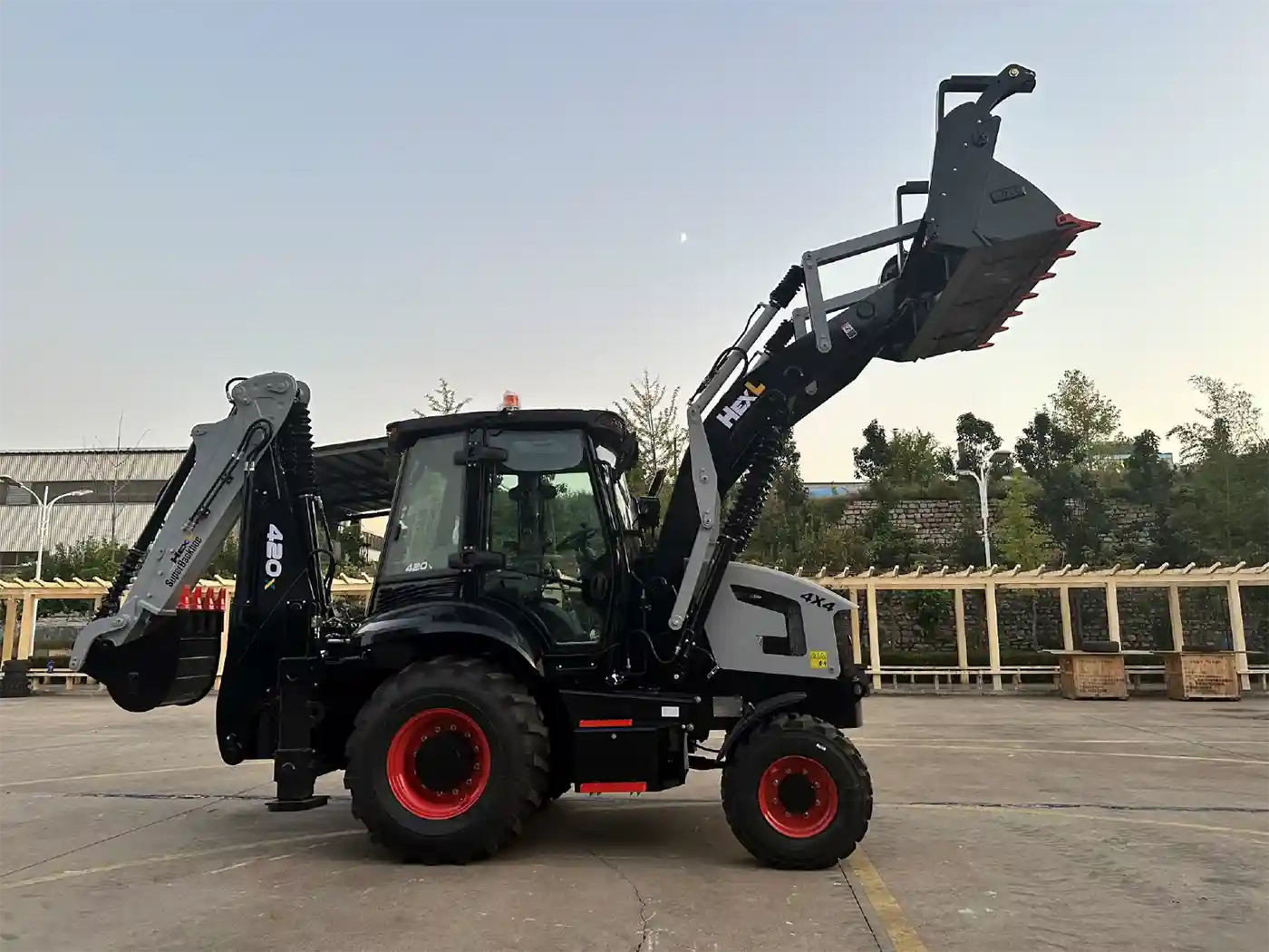 HexL Super Backhoe Loader: Redefining Performance In The Mid-Tier Segment