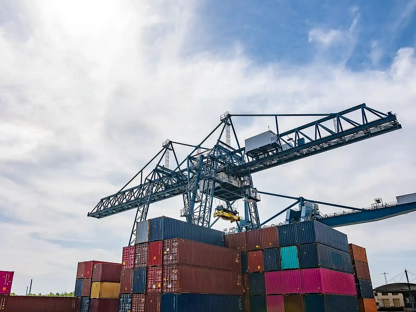 Kuwait Activates Emergency Customs Plan To Maintain Supply Chains