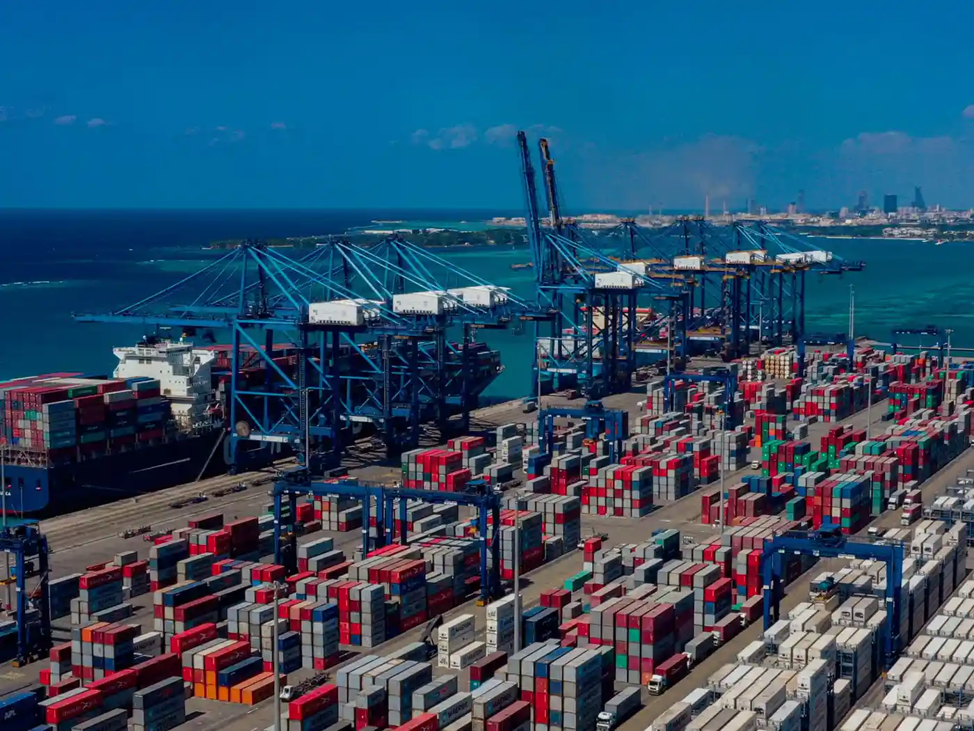 Saudi Arabia To Develop Major Truck Staging Hub At Jeddah Port