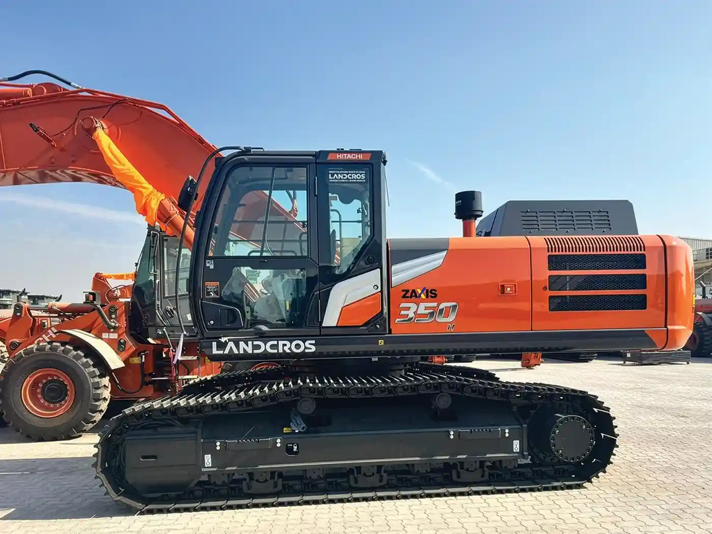 Hitachi Construction Machinery To Become LANDCROS Corporation