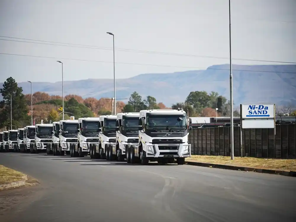 Ni-Da Expands Mining Fleet With 165 Volvo FMX Trucks