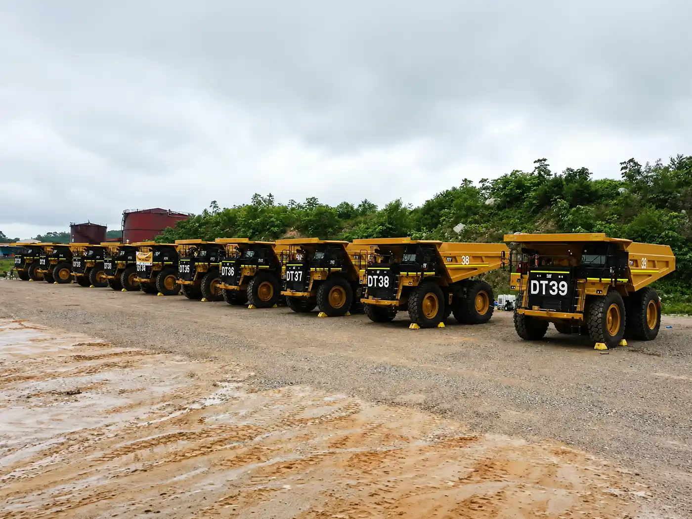 Mantrac Delivers 10 Cat 777 Mining Trucks In Ghana