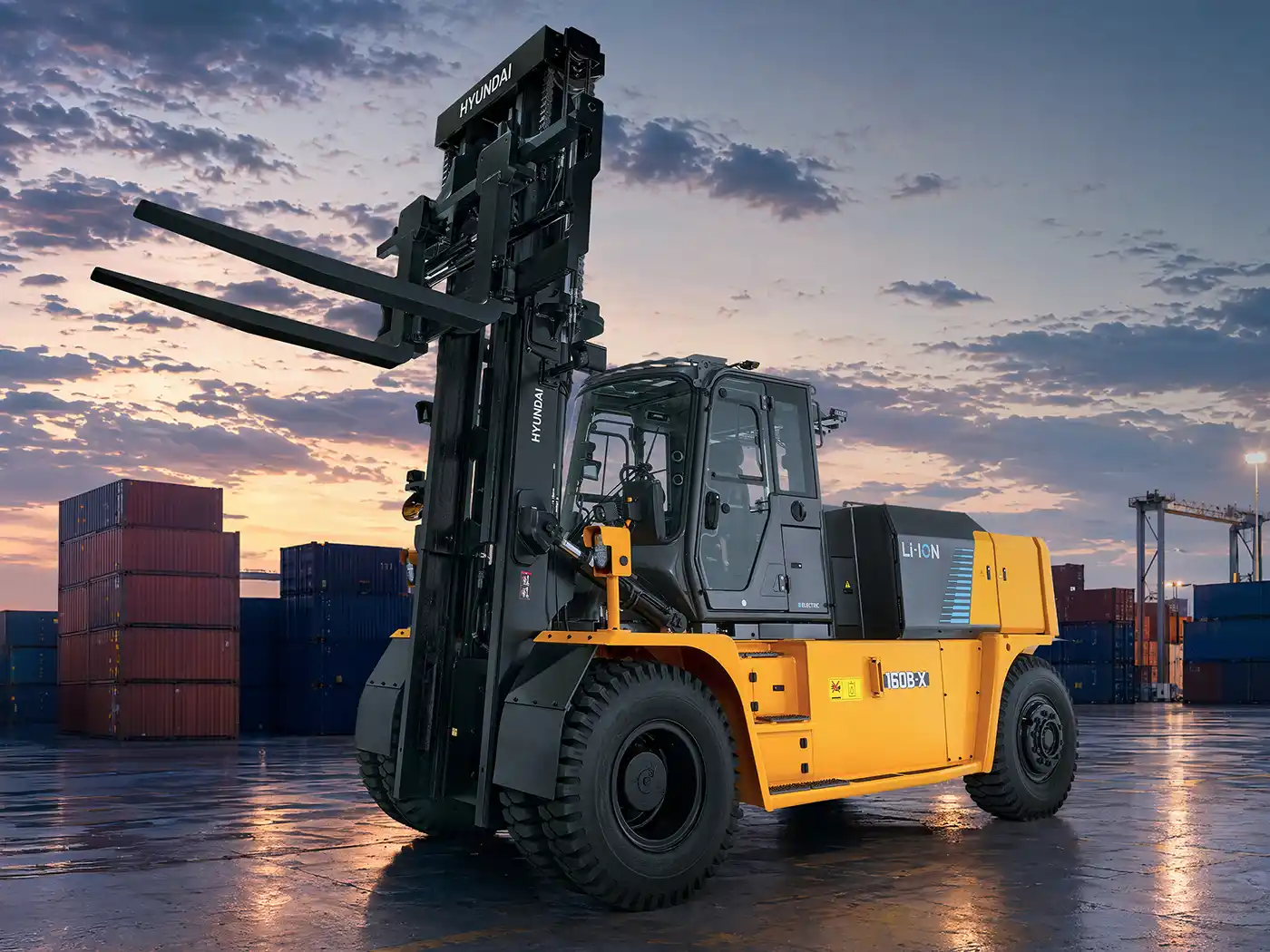 HD Hyundai Launches 18-Tonne Electric Forklifts