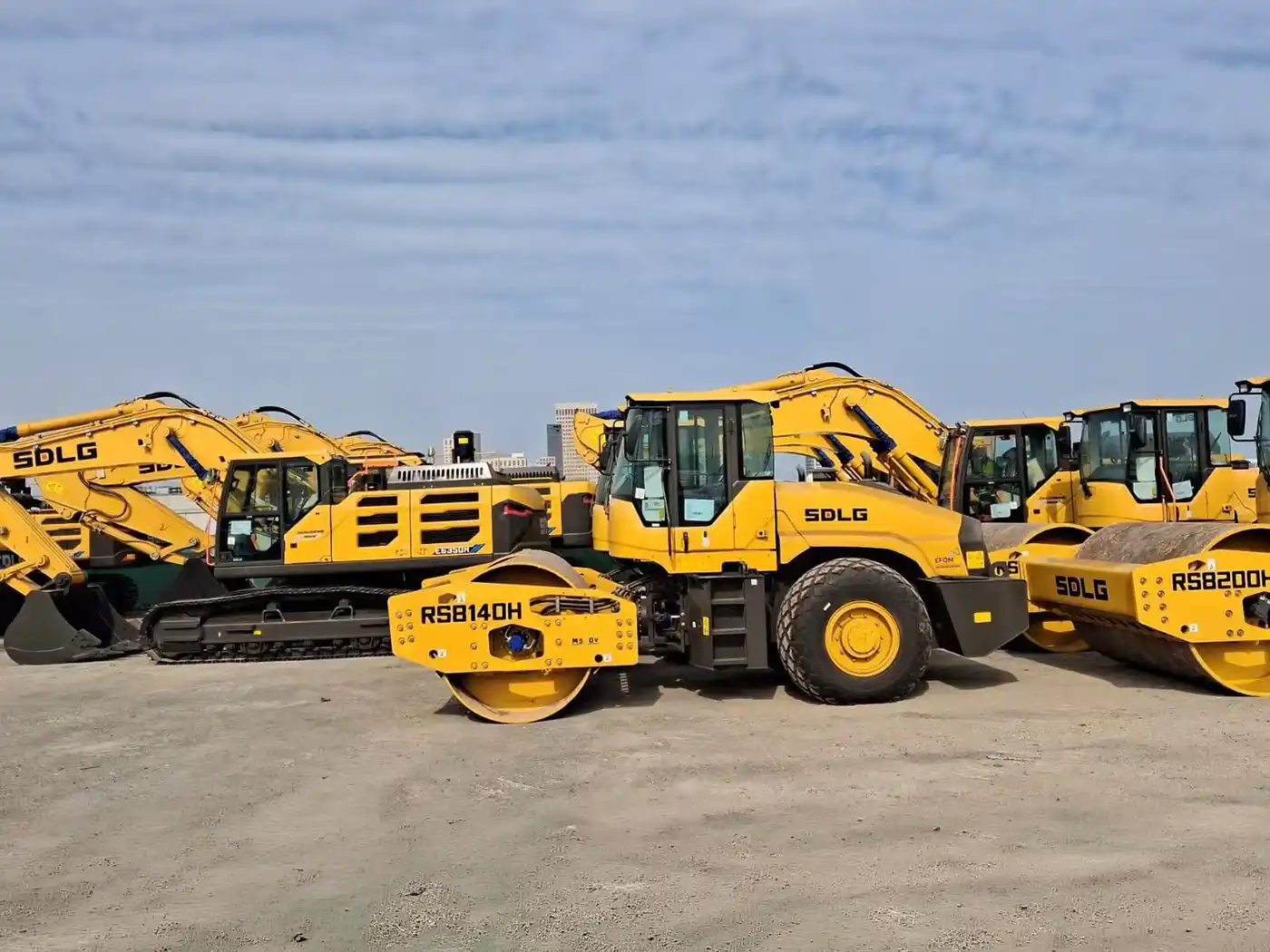 الحفارة اس دي ال جي E6505H تحقق أداءً متميزًا في منجم الفجيرة، الإمارات العربية المتحدة