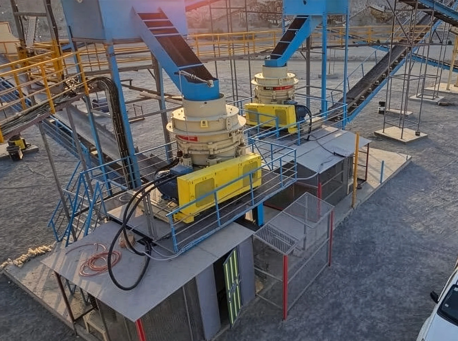 ATEC met en service des concasseurs à cône Metso HP350e en Arabie Saoudite