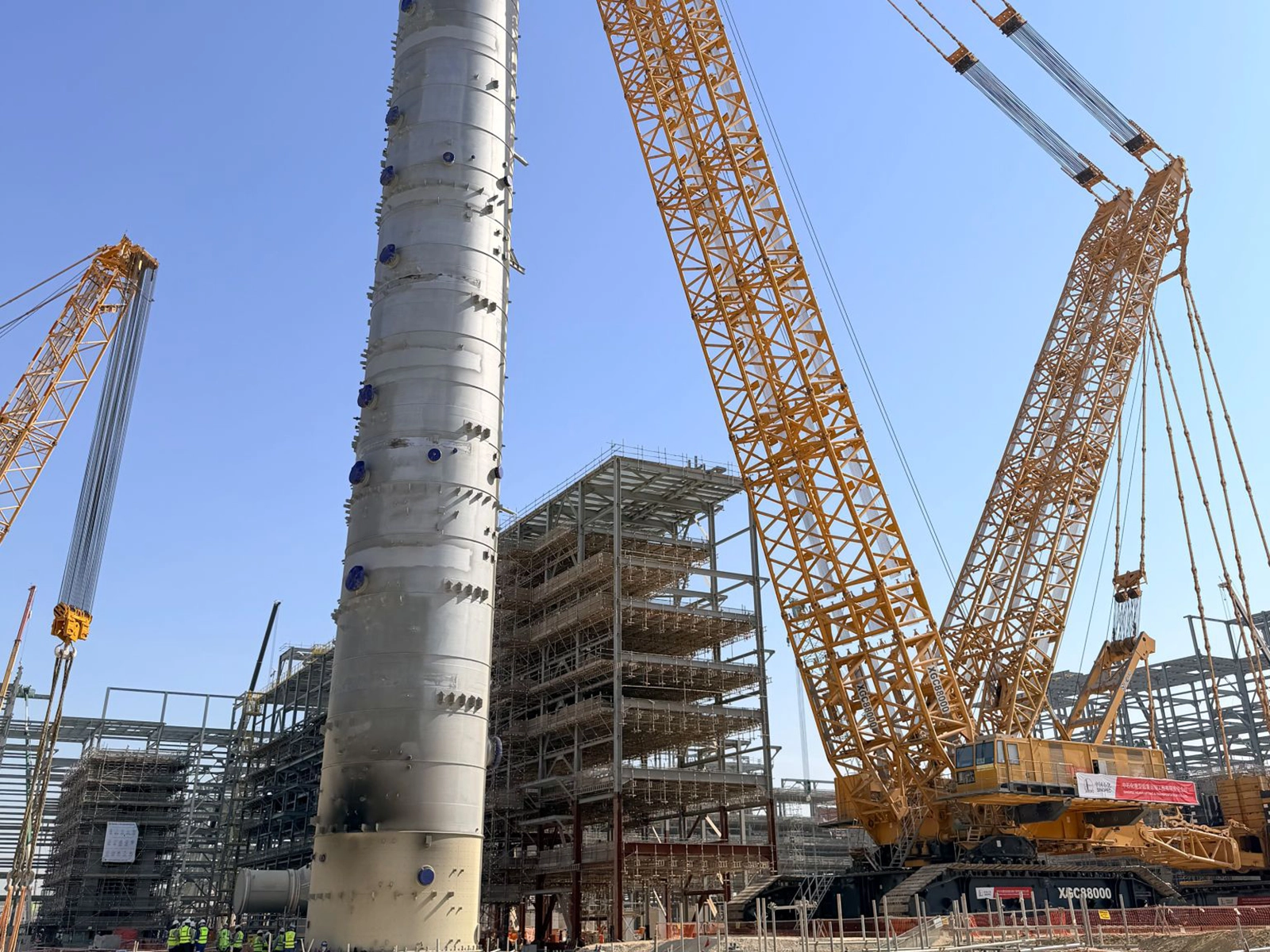XCMG Crane Completes Key Lift At Saudi Arabia’s Amiral Project