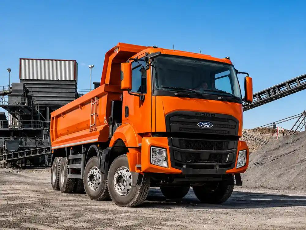 Alghanim Auto Delivers 15 Ford Trucks For Kuwait Oil Remediation Project