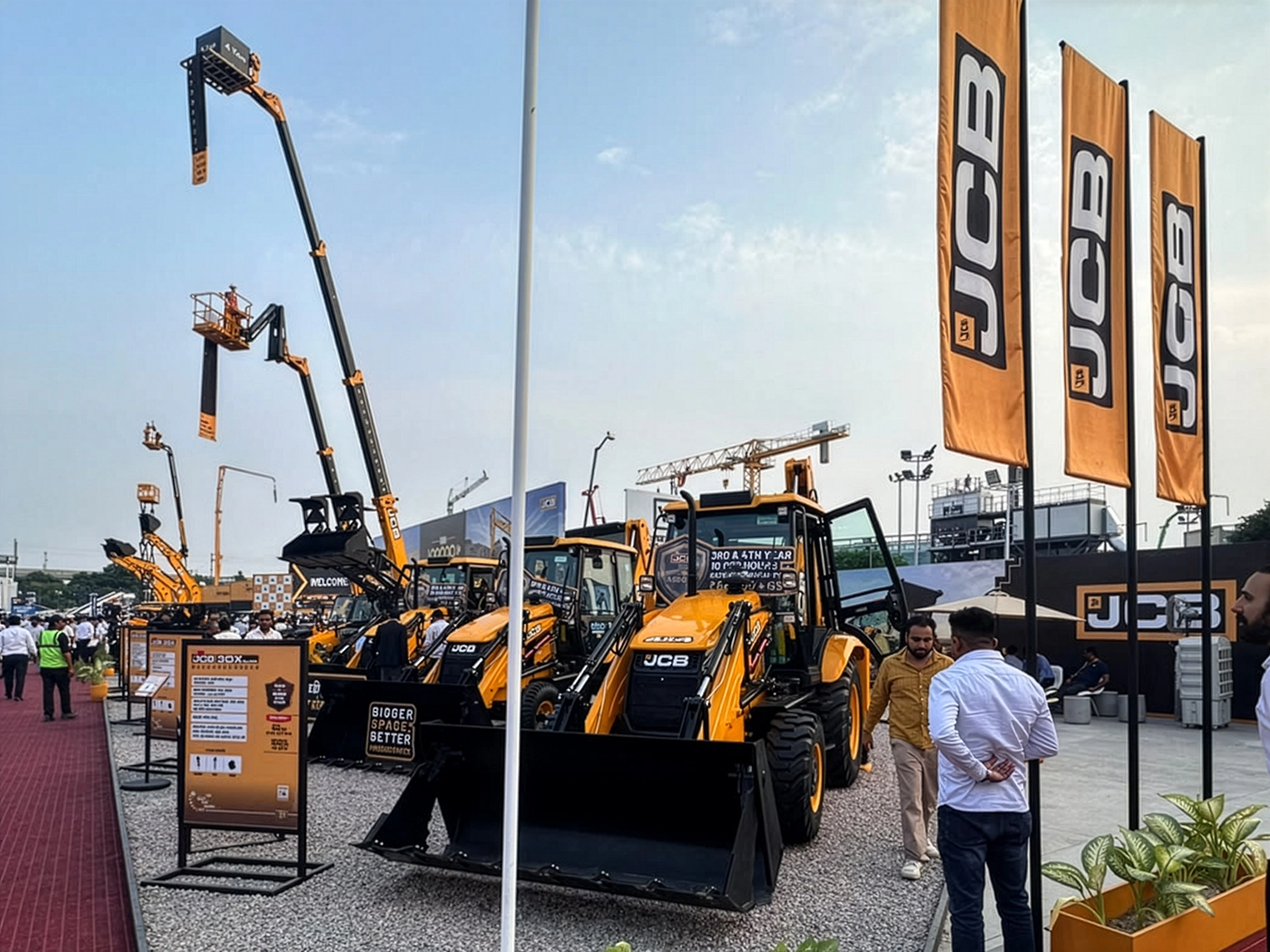 JCB Launches New 3DX Backhoe Loader Range At bauma CONEXPO INDIA