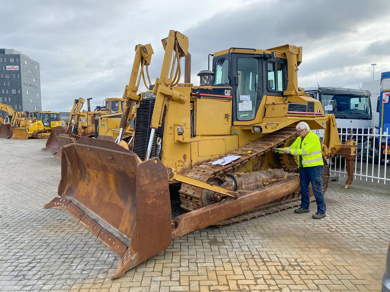 Join MEVAS As A Freelance Heavy Machinery Inspector