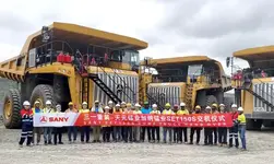 SANY livre des camions miniers hybrides à GMC au Ghana