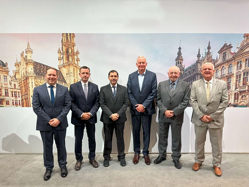 Daimler Truck And Oman’s Karwa Motors Form Strategic Partnership 