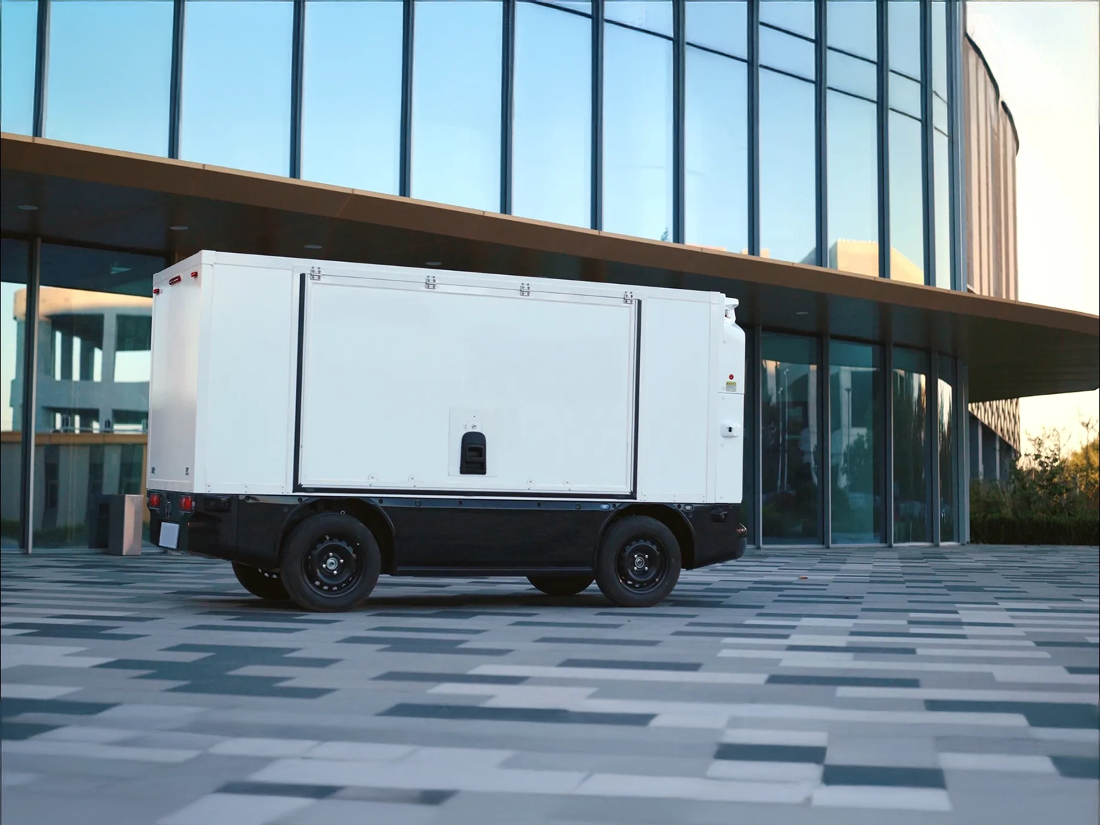 7X And Zelostech Launch Autonomous Logistics Venture In UAE