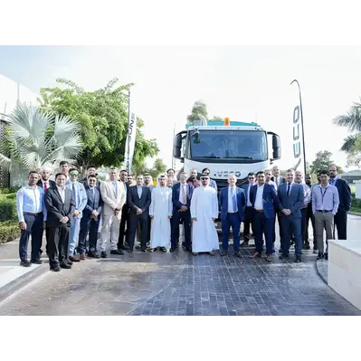 إيفيكو و سعيد محمد الكندي وأولاده يكملان تسليم أكثر من 50 وحدة من إيفيكو تي-واي و يوروكارجو في عام 2025 إلى خدمات رأس الخيمة العامة