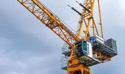 Potain présente la grue tour à flèche de luffing MCR 505 J25