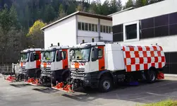 ايبي شميت توسع توريد كناسات المدرجات في مطارات دبي