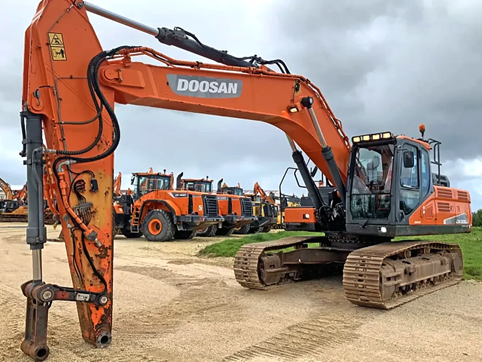 Buying Used Excavators: What To Inspect And How