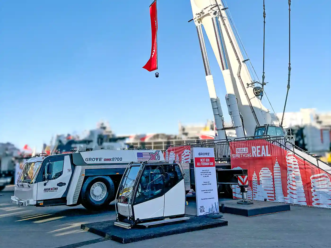 Grove Unveils 700-Ton GMK8700 All-Terrain Crane At CONEXPO 2026