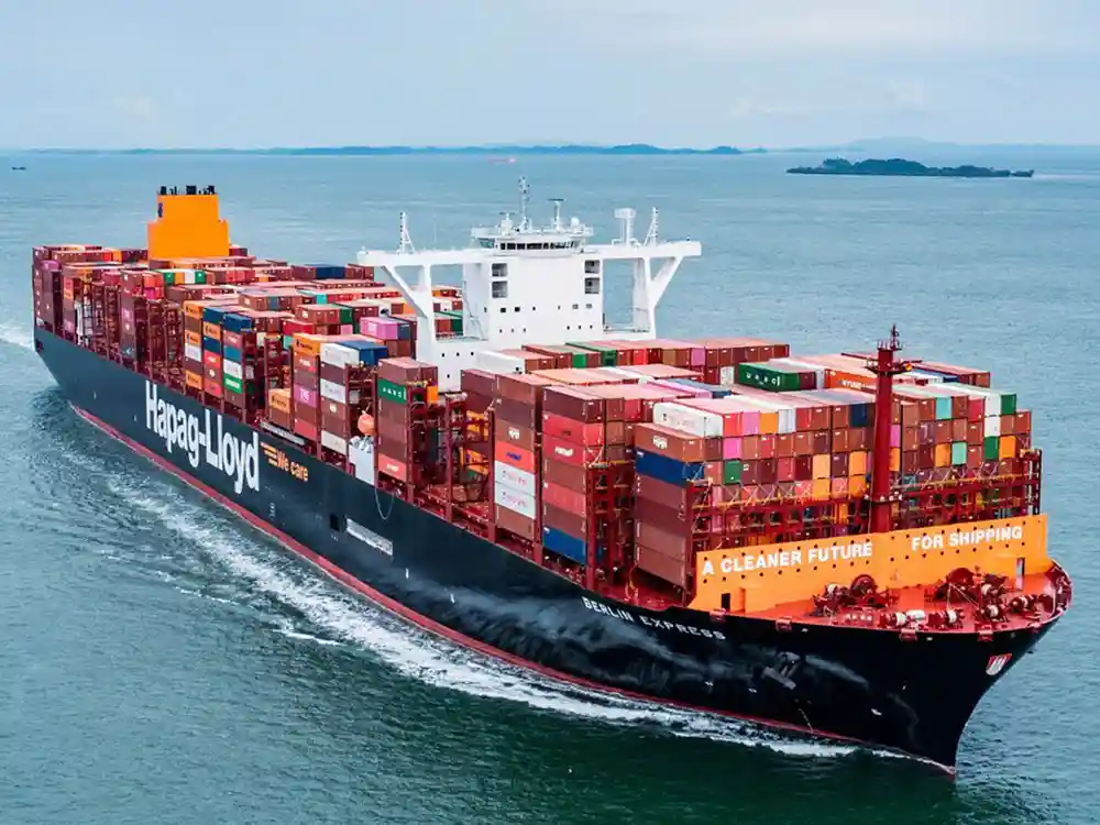 Saudi Launches Five Shipping Services Amid Hormuz Disruptions