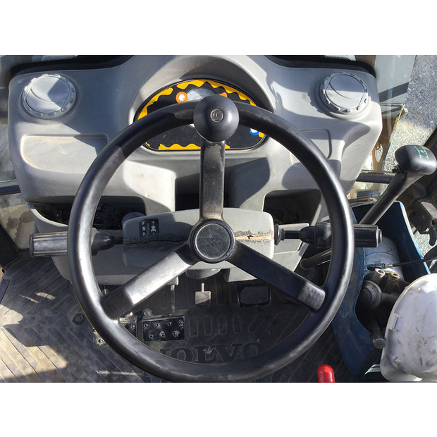 2012-volvo-bl61b-96910-10321264