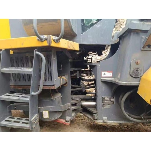 XCMG LW700FV-31045160