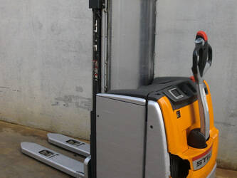 2016-still-exv-16-519871-31608809