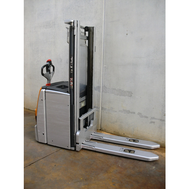 2016 Still EXV 16-31608812