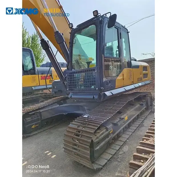 XCMG XE245DK-33810404