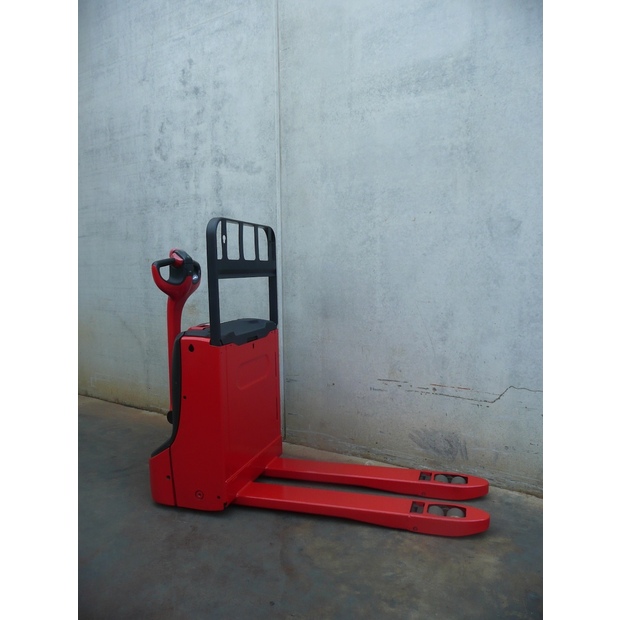 2016 ليندي T16-34005836