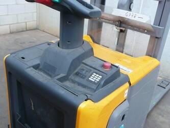 2018-jungheinrich-erd-220-166-zt-35304959