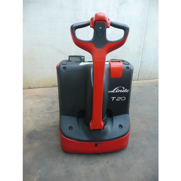 2014 ليندي T20-35359355
