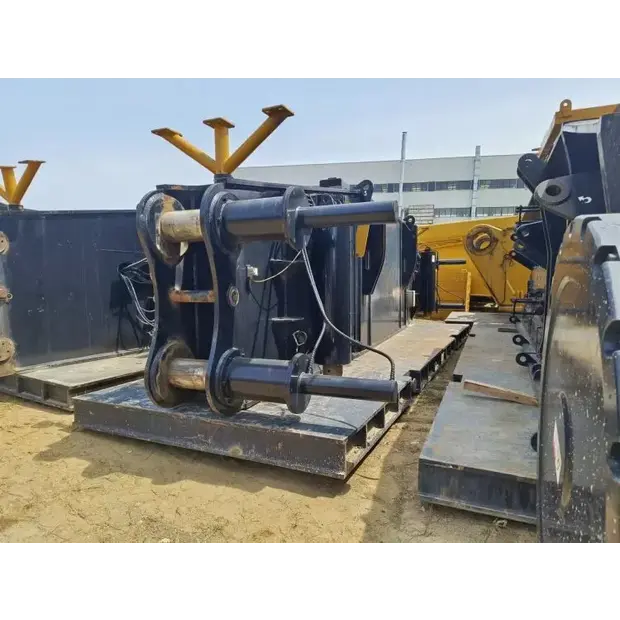 XCMG XGC28000-37387828