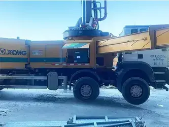 Image de Pompes à béton XCMG HB62V