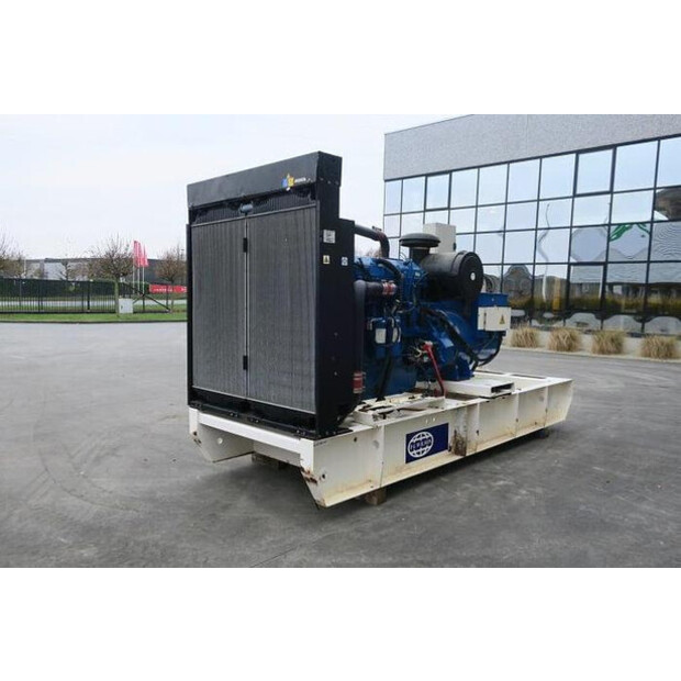 2014 Perkins 2806TAG1-37453308