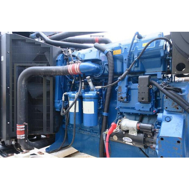 2014 Perkins 2806TAG1-37453318