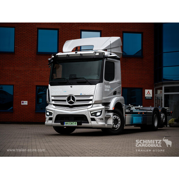 2024 Mercedes-Benz Actros 300-37700467