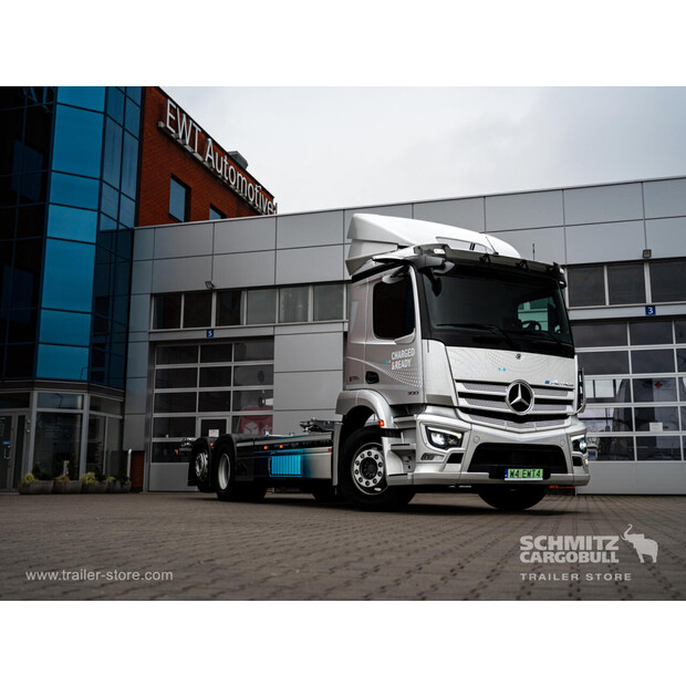 2024 Mercedes-Benz Actros 300-37700468