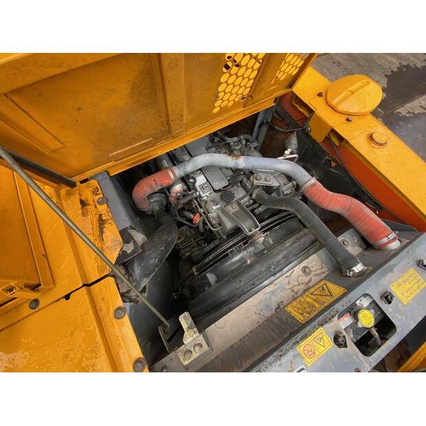 2011 Hitachi ZX160LC-3-38254194