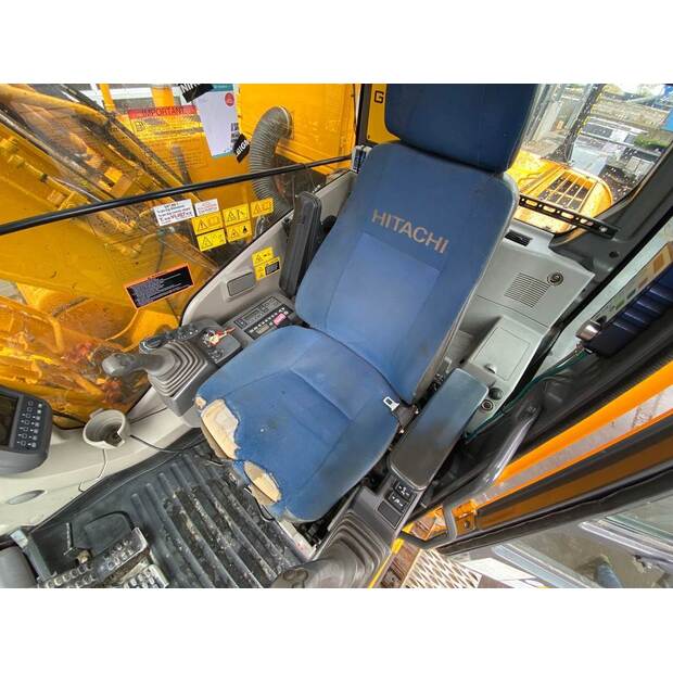 2011 Hitachi ZX160LC-3-38254205