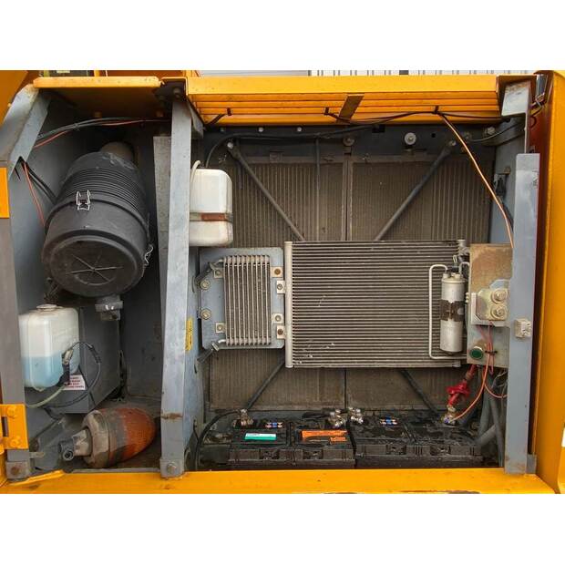 2011 Hitachi ZX160LC-3-38254209