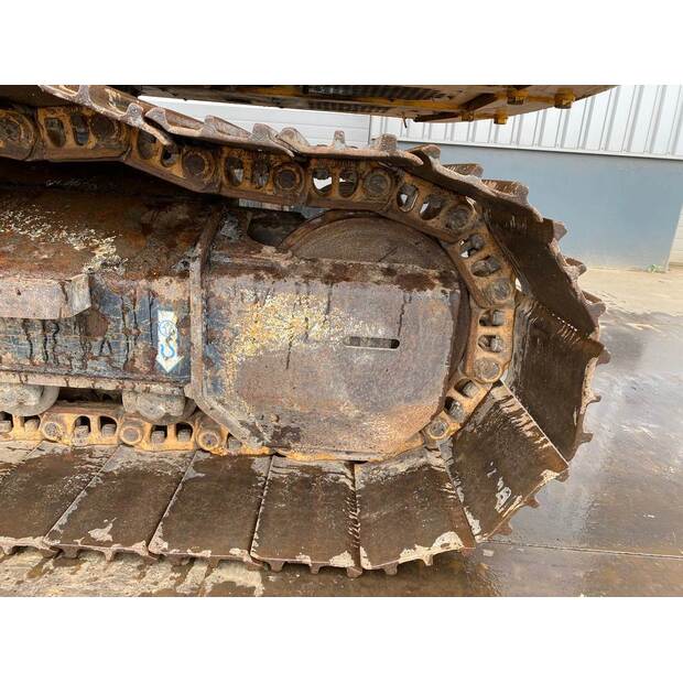 2011 Hitachi ZX160LC-3-38254211