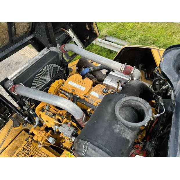 2011 Caterpillar 740B-38256867