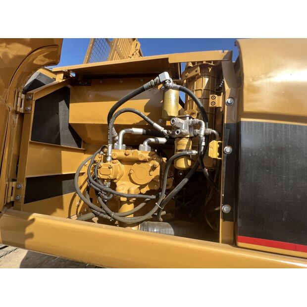 2019 كاتربيلر 320CL-39024124