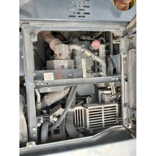 2018 كوماتسو PW148-10-39168378