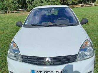 صورة ل سيارات 2010 رينو Clio