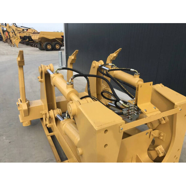 2025 Caterpillar D7H-39211143