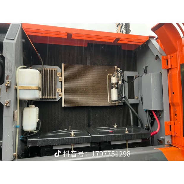 2023 Hitachi ZX200-39324829