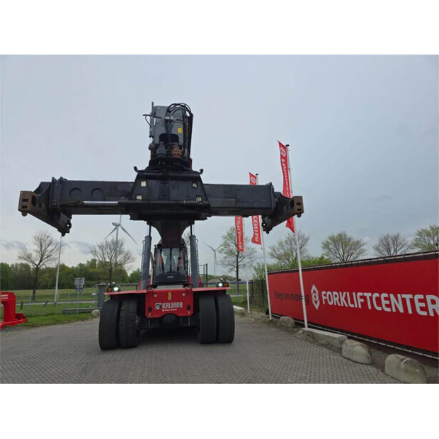 2016 KALMAR DRG450-60S5-39325007