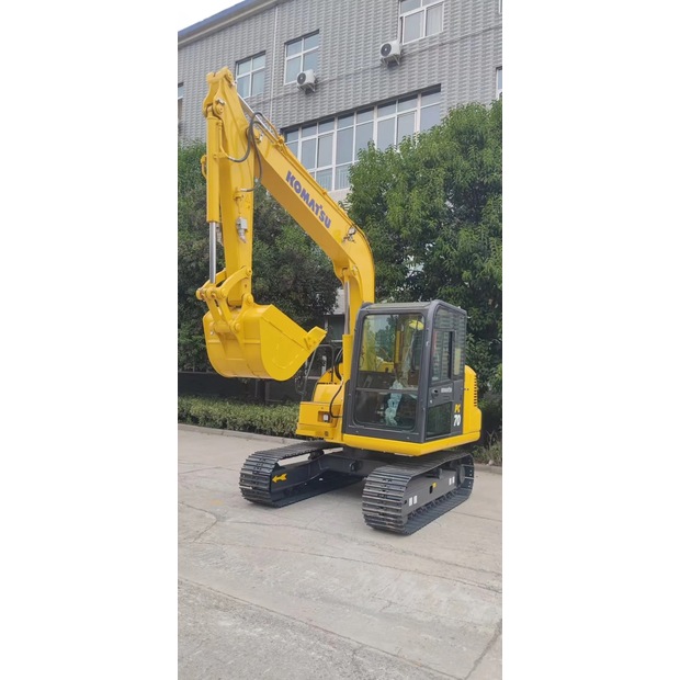 2025 Komatsu PC700-8-39325776
