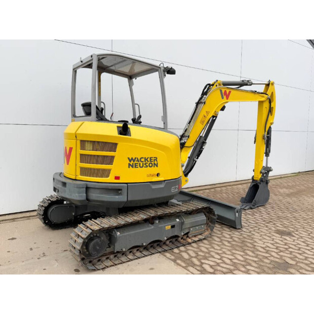 2019 واكر نيوسون EZ36-39326460